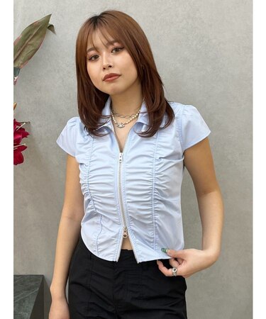 フロントジップシャーリングクロップドシャツ