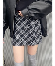 チェックミニスカート