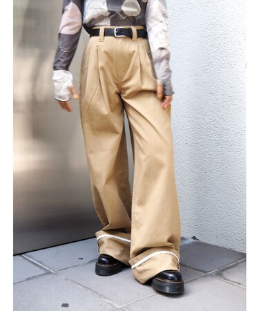 ロールアップタックワイドパンツ