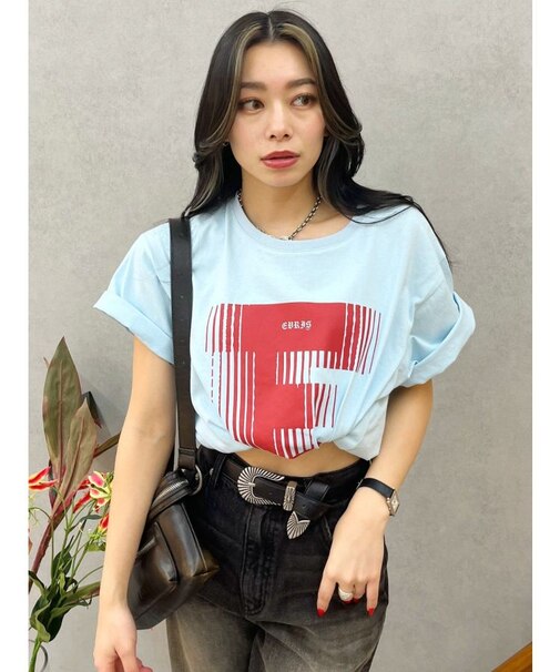 フロントロゴオーバーサイズTシャツ
