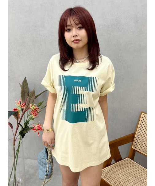 フロントロゴオーバーサイズTシャツ