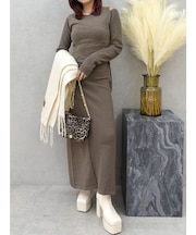 カッティングロングニットワンピース