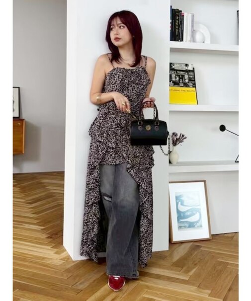 ギャザーアシンメトリーロングワンピース