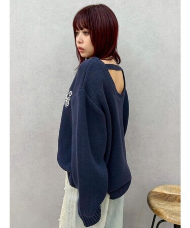 ワンポイントバックオープンニットトップス