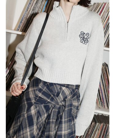 ワンポイントハーフジップショートニットトップス