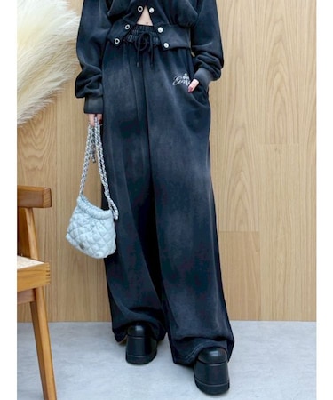 パウダースウェットワイドパンツ【セットアップ着用可能】