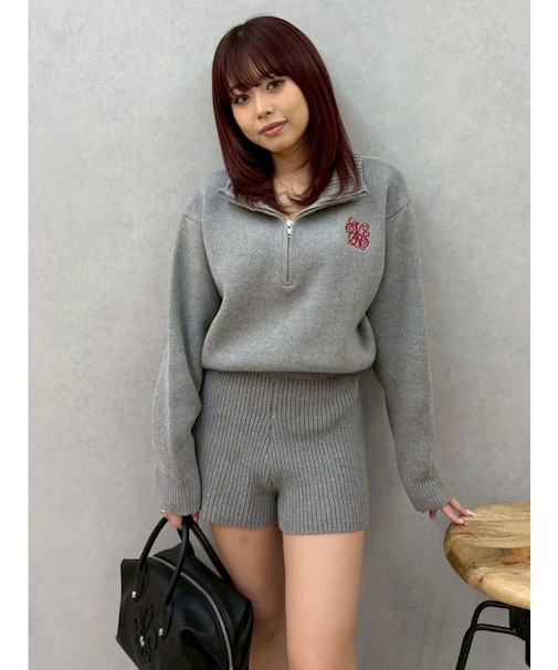 ワンポイントロゴニットロンパース