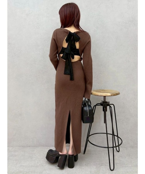 バックリボンロングニットワンピース