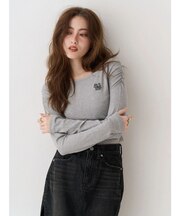 オフショルフーディトップス