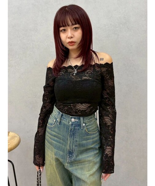 スカラップオフショルレーストップス