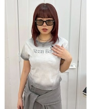 MOON BABE ロゴクロップドTシャツ