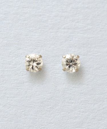 [ セカンドピアス] Ptホワイトサファイヤピアス