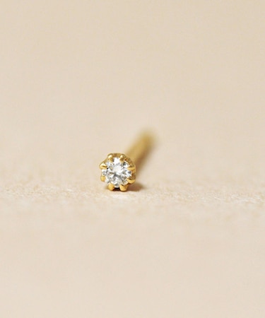[ セカンドピアス] K18　ダイヤモンドハーフピアス