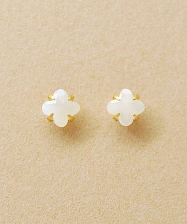 [ セカンドピアス] K18リリィカットムーンストーンピアス（ YG)