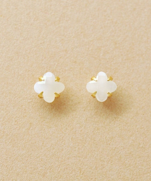 [ セカンドピアス] K18リリィカットムーンストーンピアス（ YG)