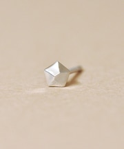 【 Solo Pierce】[ セカンドピアス]PT五角形ハーフピアス