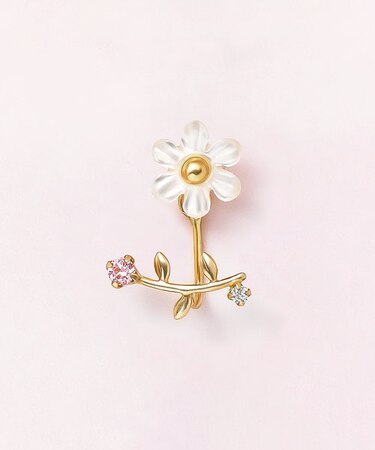 【 Solo　Pierce】K18・K10  クレマチスハーフピアス