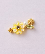 [ 誕生花ジュエリー] 8月ヒマワリピアス