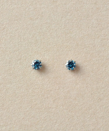 [ セカンドピアス]Ptブルーダイヤモンドピアス