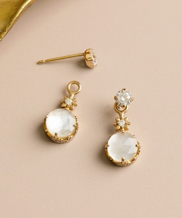 K18・K10 ホワイトシェル エーデルワイス マルチWAYピアス