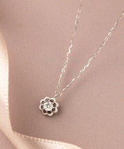 K10 ダイヤモンドネックレス フリルスワール( WG)