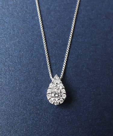 プラチナダイヤモンドネックレス《 ムーンドロップ》