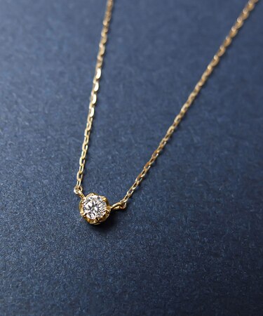 K10ダイヤモンド　6ツメリティアネックレス