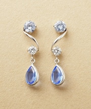 K10 ヒネリスイングピアス ブルー( WG)