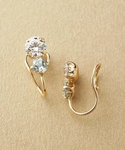 [ フワットイヤリングス]ブルートパーズ　シンプルイヤリング