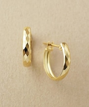 K18ヒシカットフープピアス