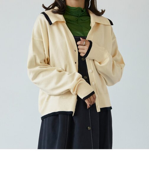 襟付きカーディガン