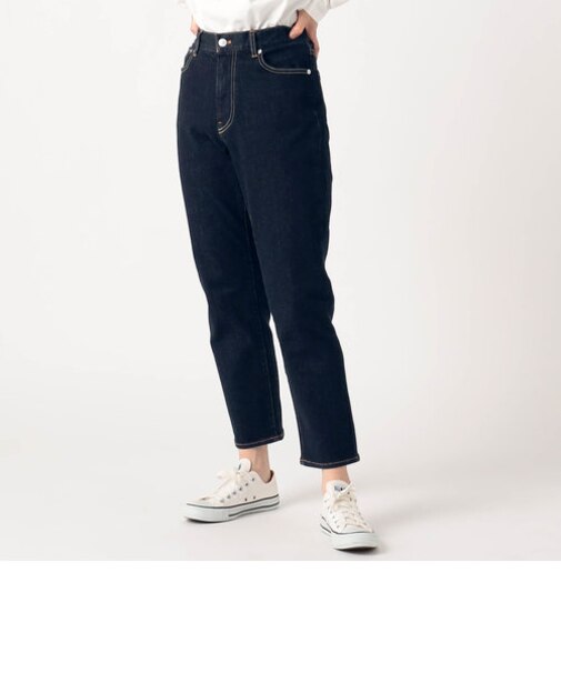 ストレッチ　ボーイフレンド風テーパードデニムパンツ