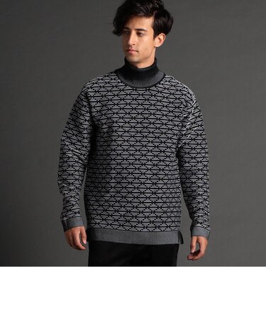 タートルネックニット