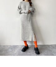 フィンガーホールニットワンピース