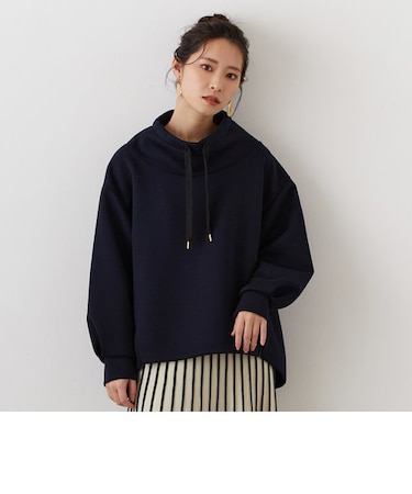 フード風スタンドプルオーバー／ダンボールポンチ