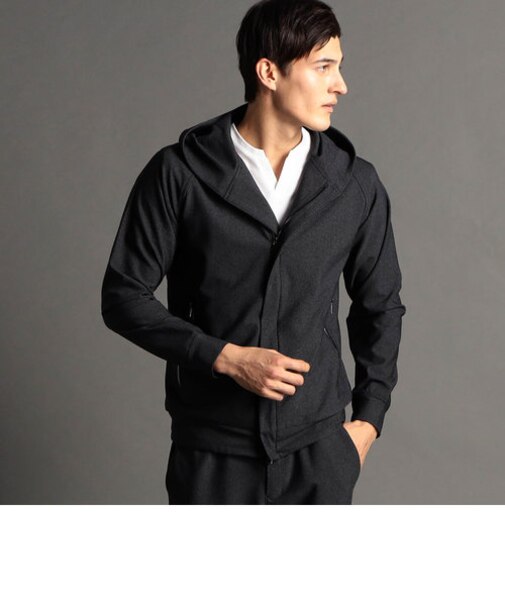 テクニカルドビートリコット フーデッドブルゾン