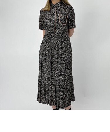 小花柄ロングプリーツワンピース