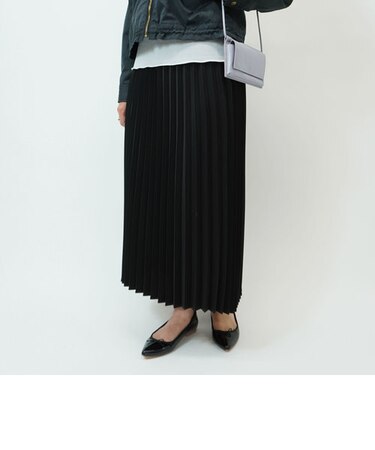 プリーツスカート