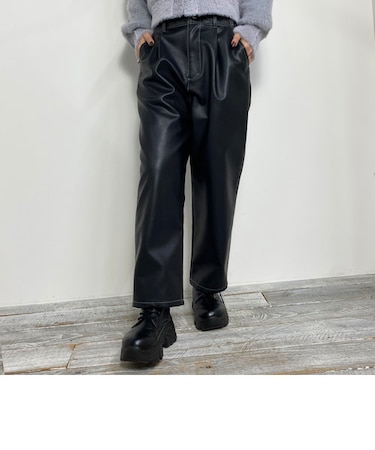 フェイクレザーサルエル パンツ