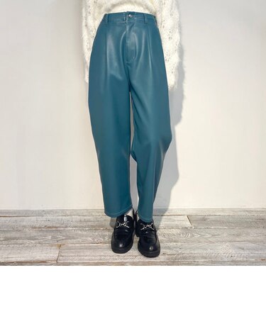 フェイクレザーサルエル パンツ