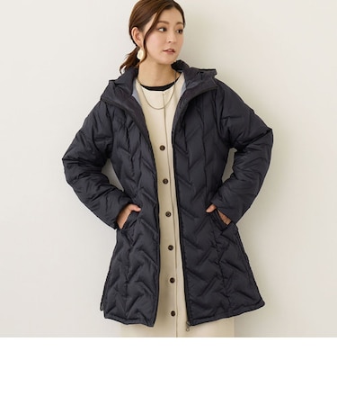 エンボス加工 シームレスダウン ロングコート／タフタ