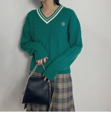 ラインケーブルニットプルオーバー