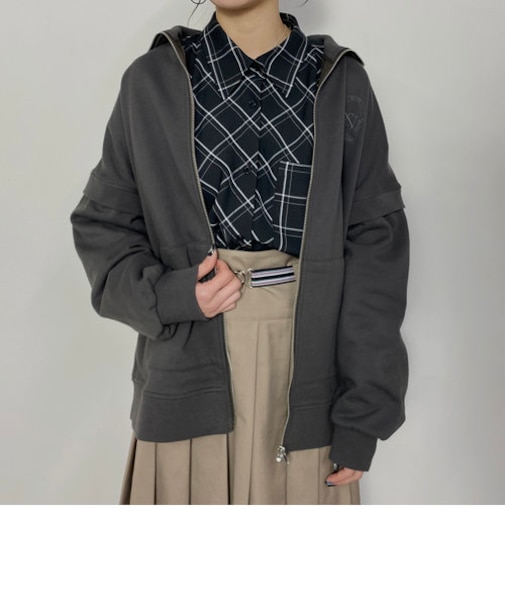 スタンドカラージップアップスウェット