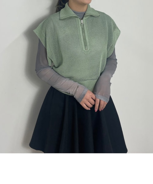 WEB限定メッシュハーフジップベスト