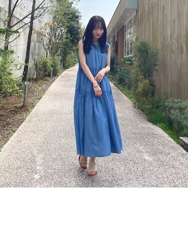 バックリボンティアードワンピース