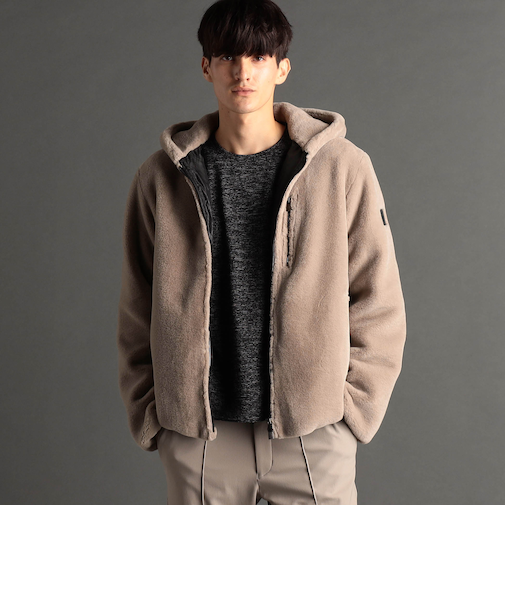 Faux fur フーディブルゾン