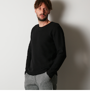 バイヤスジャガードクルーネックニット