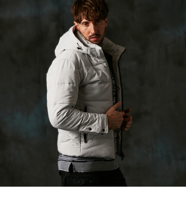 フードプリント中綿ブルゾン