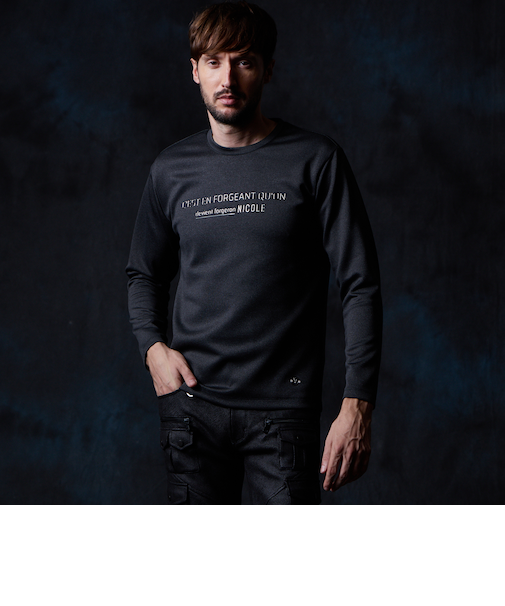 ストレッチポンチジェルプリント長袖Ｔシャツ