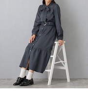 リボンタイワンピース